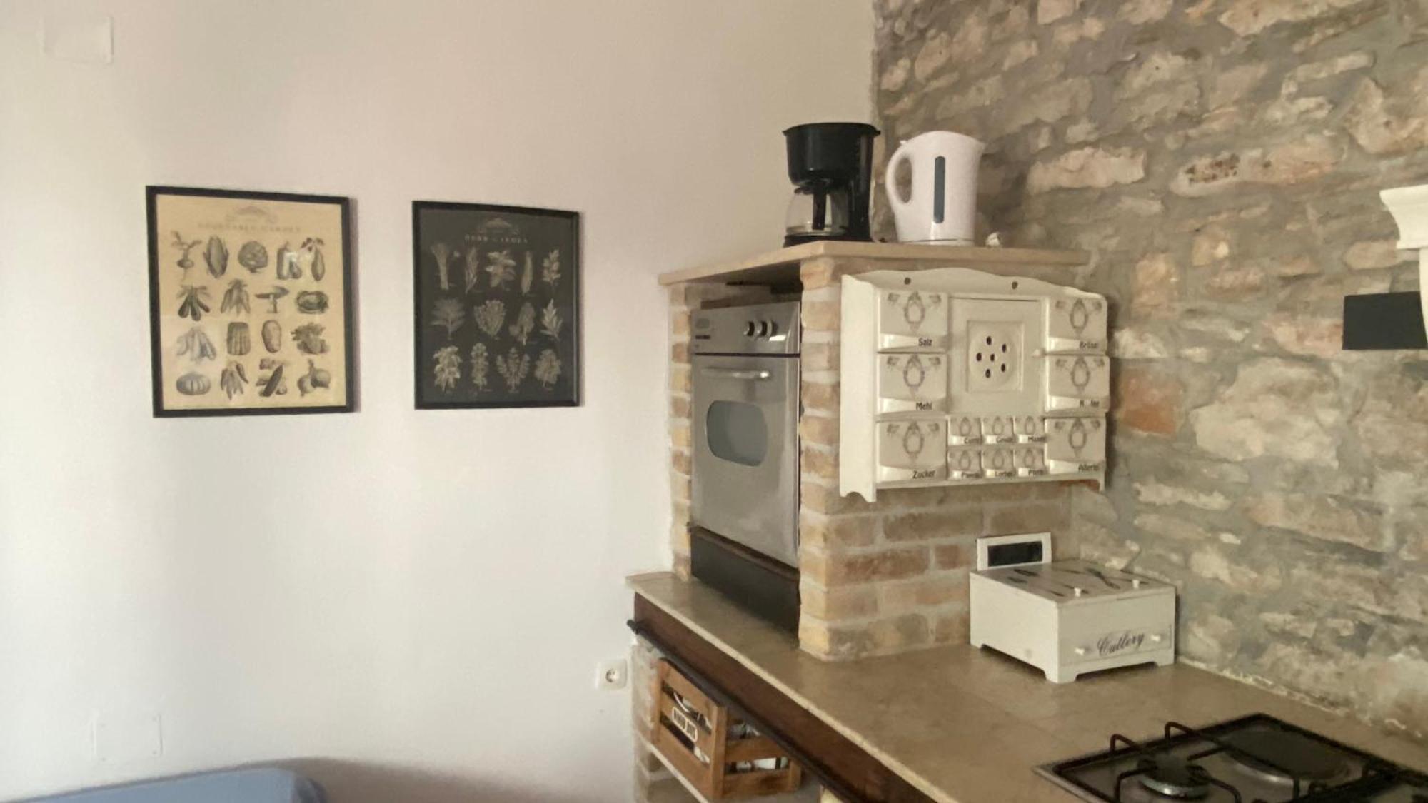 Apartments Ivas زامبراتيجا المظهر الخارجي الصورة