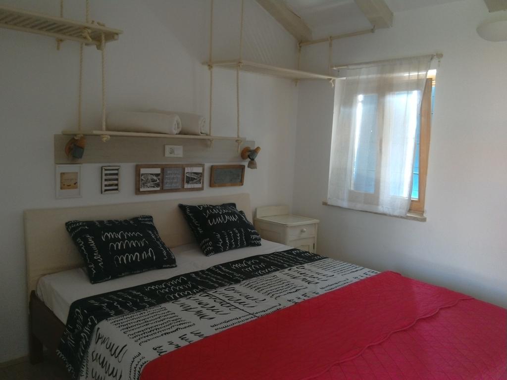 Apartments Ivas زامبراتيجا المظهر الخارجي الصورة